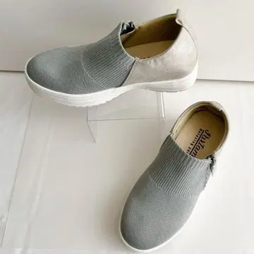 경량 새상품급 지퍼 달린 그레이 슬립온 23.5EEE