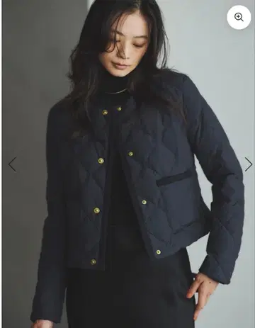 택 포함 새상품 [ TAION x anuans ] 노카라 퀼팅 숏 다운