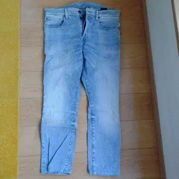 G-STAR RAW 3301 테이퍼드 라이트 블루 데님