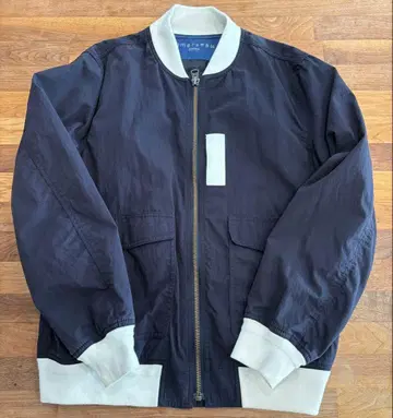 머-시 네이비 점퍼 에디피스