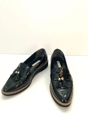 다이애나 태슬 로퍼 에나멜 블랙 24cm