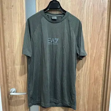 EA7 엠포리오 아르마니 T셔츠 올리브 그린