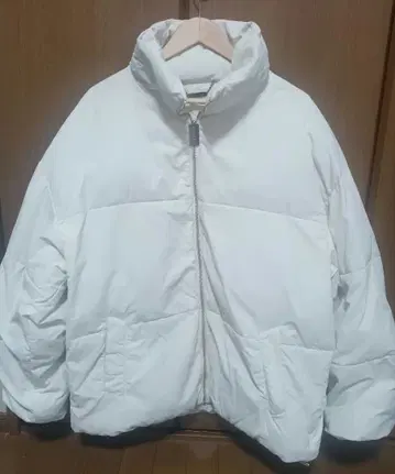 ADRER 화이트 다운 자켓