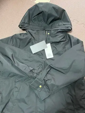 Reflect 블랙 코쿤 실루엣 아우터