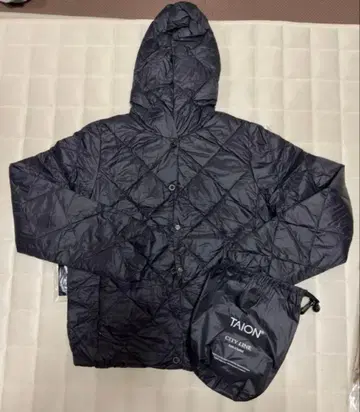 TAION 시티 후드 다운 자켓 블랙