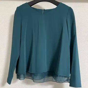 다크 그린 긴팔 블라우스 S 사이즈