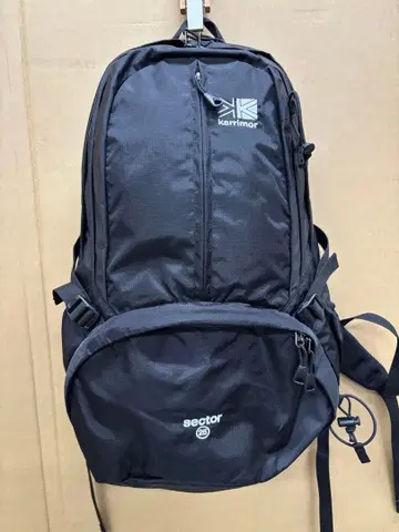 [ 미사용 새상품 ] Karrimor Sector 블랙 백팩