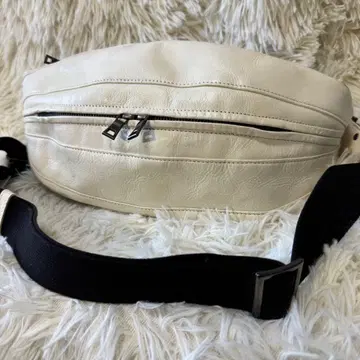 EPOCA UOMO 에포카 우오모 허리 백 화이트 가죽