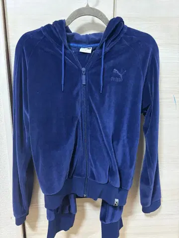 PUMA 네이비 후드 부착 후드티 S 여성용