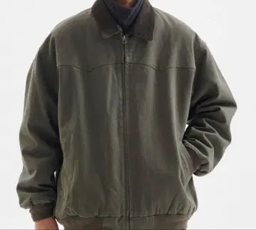 올리브 그린 밀리터리 자켓