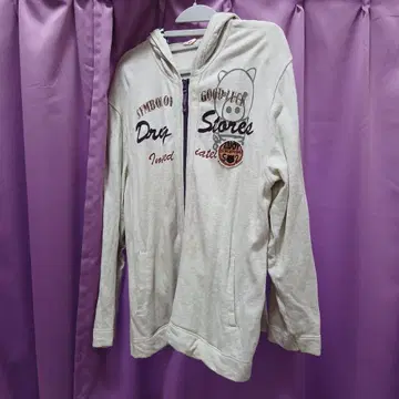 드럭 스토어즈 후드 부착 크림색 후드티