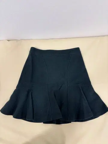 다크 그린 플레어 스커트