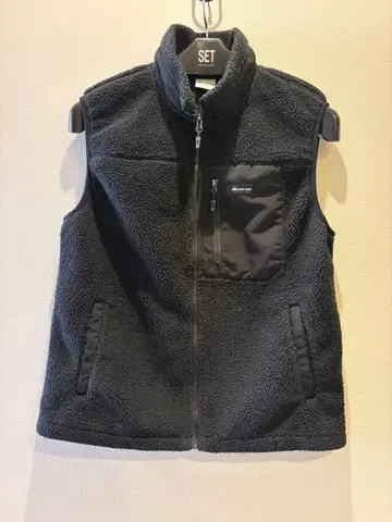 FIRST DOWN 플리스 베스트 블랙