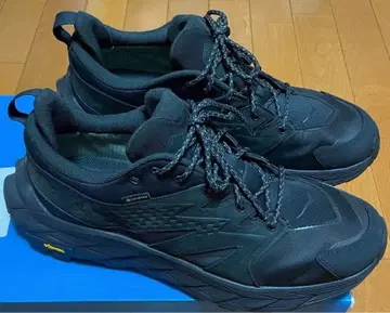 HOKAONEONE ANACAPA LOW GTX 28.5 거의 미사용