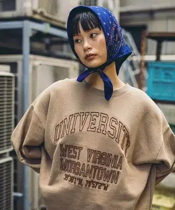 니코앤드 마톤 슬리브 맨투맨 풀오버 카멜 이번 시즌