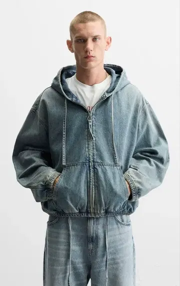 ZARA 데님풍 후디 지퍼 후드티 크롭 기장