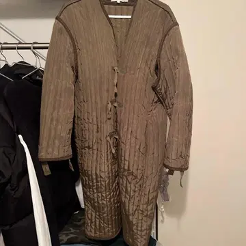 TONAYFUL 올리브 그린 퀼팅 자켓 사이즈 38