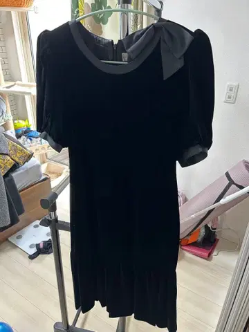 VIVID LADY 블랙 벨벳 원피스