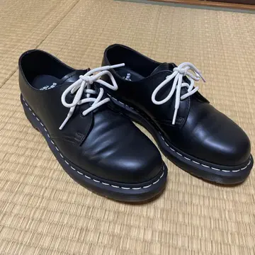 닥터 마틴 블랙 가죽 통굽 신발 25cm