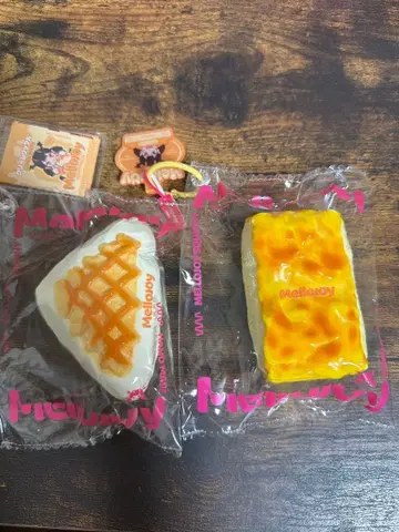 Mellojoy 와플 삼각형/치즈 커스터드