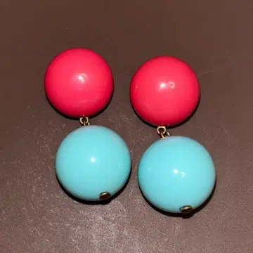 milamilan 볼형 귀걸이