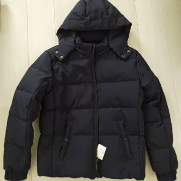 미사용 어반 리서치 후드 부착 다운 자켓 네이비 M 사이즈