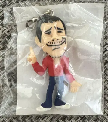 야자와 에이요시 가챠 키링 Mr.E 빨간 셔츠