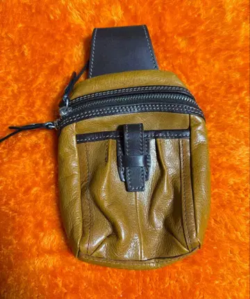 TAKEO KIKUCHI 벨트용 바디 파우치 바디백 가죽