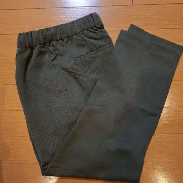 새상품 SSize 카키 팬츠