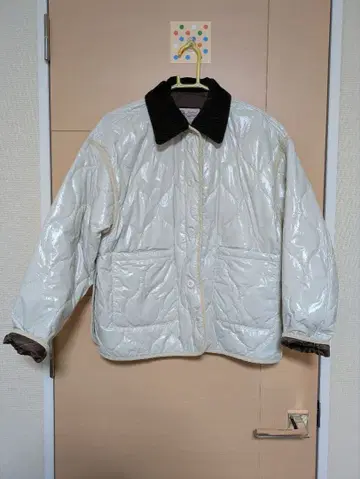 니코앤드 리버서블 화이트&브라운 자켓