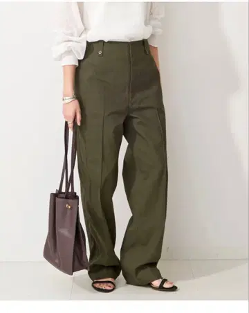 Spick and Span 카키 카고 팬츠