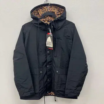 쉐라 디자인스 여성용 마운틴 파카 레오파드 M 블랙