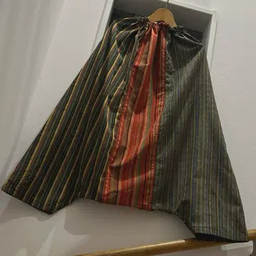 기모노 리메이크  3종을 색감 좋게 맞춘 넉넉한 사루엘 팬츠