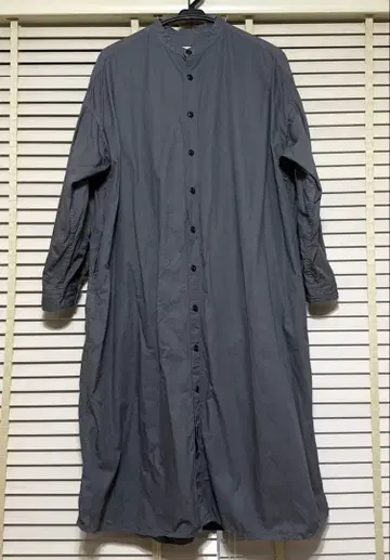 prit 스탠드 카라 셔츠 원피스 F 그레이 버튼 포함