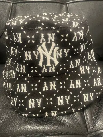 MLB KOREA 메이저리그 양키스 올 패턴 모노그램 버킷햇