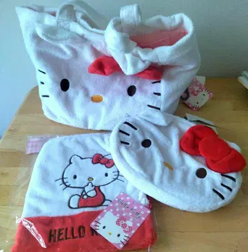 키티 헬로키티 백 파우치 복조리 미사용 새상품 택 포함