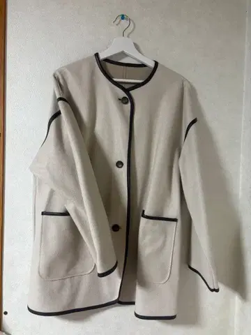 노카라 자켓 M 사이즈 베이지