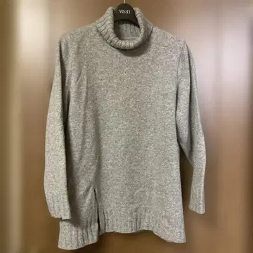 (새상품급) MISSEL 터틀 니트 스웨터