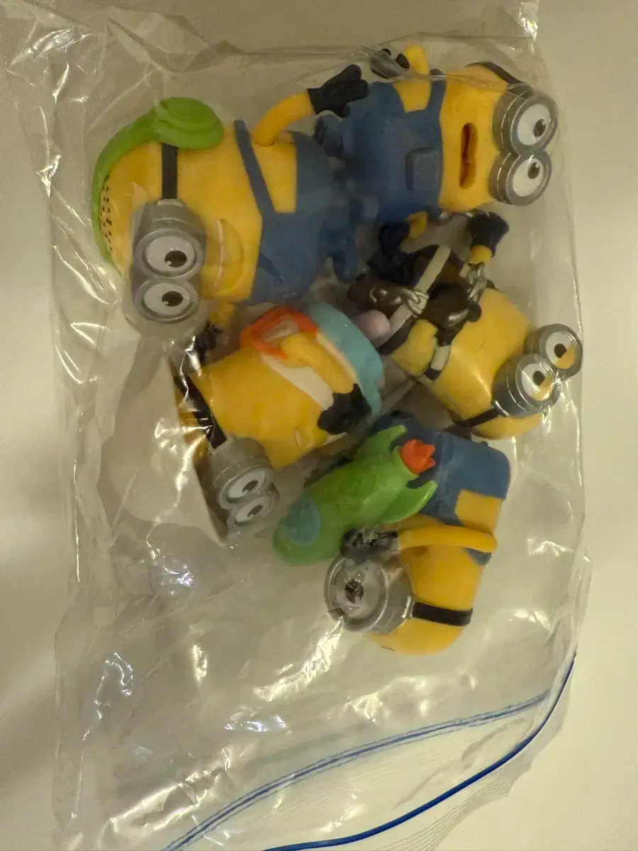 2017 Happy Meal Minions Figures 5 Types