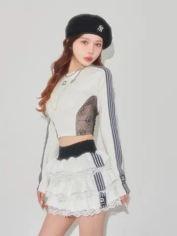 Darich 레이스 도킹 라인 크롭 상의 WHT FREE