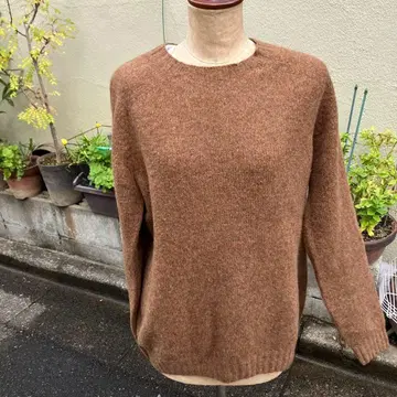 할리 오브 스코틀랜드 크루넥 니트 42 브라운