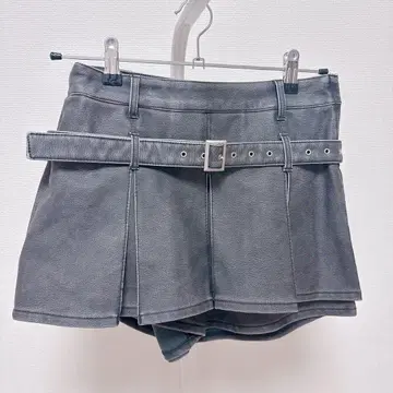 Darich 앤티크 가죽 플리츠 숏팬츠 BLK M 사이즈