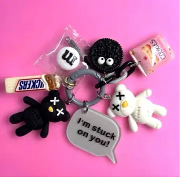 [ black x white? ] 찰랑찰랑 키링