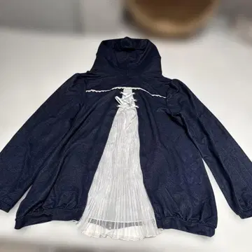 [ axes femme ] 집업 후드티 뒷모습도 귀여운 레이스 레이스업