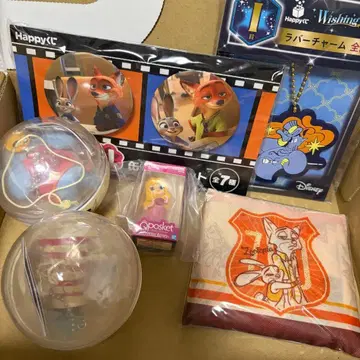 디즈니 가챠 & 복권 굿즈 묶음 판매 6점