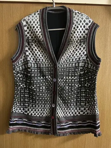 이타리야 기하학 패턴 니트 베스트 13 사이즈