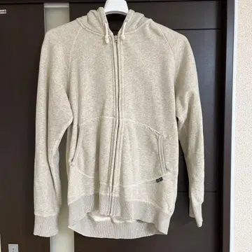 고헴프 고헴프 후드티