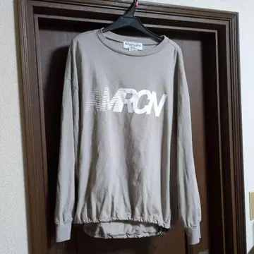 Americana 드로스트 롱T