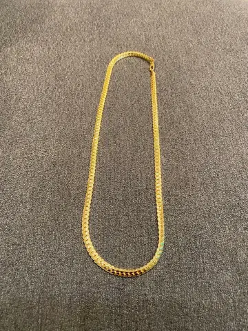 골드 체인 목걸이 (약 50cm 8g)