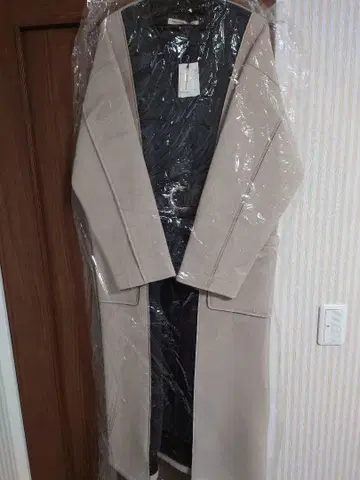 미사용 베이지 본딩 코트